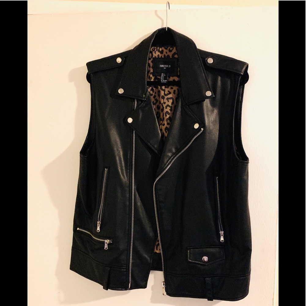 21Men / Faux Leather Vest / cheetah print inset